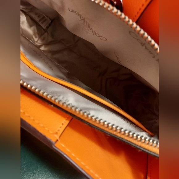 Calvin Klein bag - Picture 2 of 6